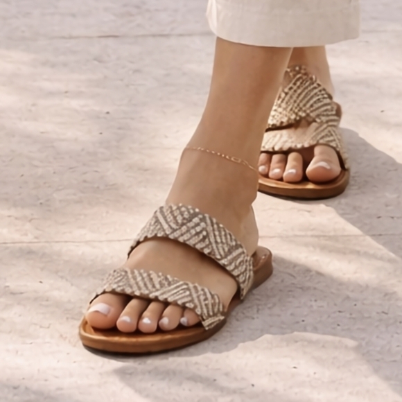 Arizona Jean Company Shoes - Arizona Jean Co Woven Raffia Slide Sandals Neutral Summer Flats 7.5 NWT